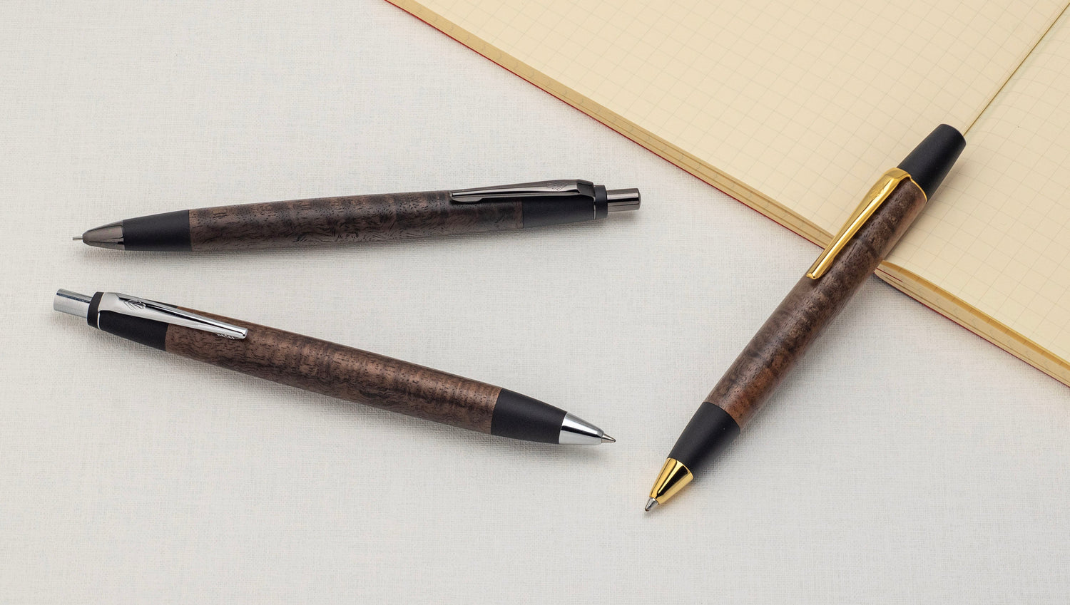 限定品・クラロウォルナット杢のペン