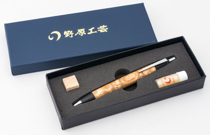 18,000円野原工芸新型ボールペン 神代欅